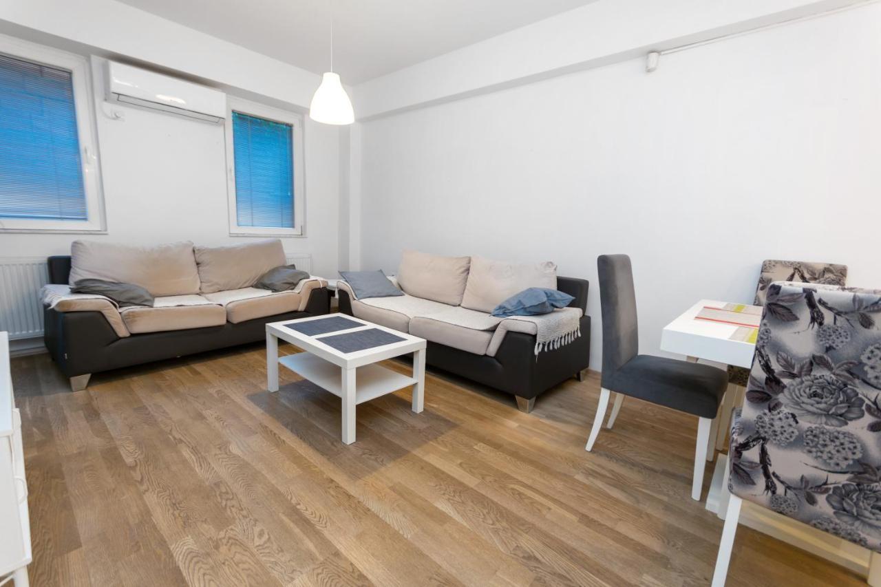 One Bedroom Apartment With Private Parking Skopje Exteriör bild