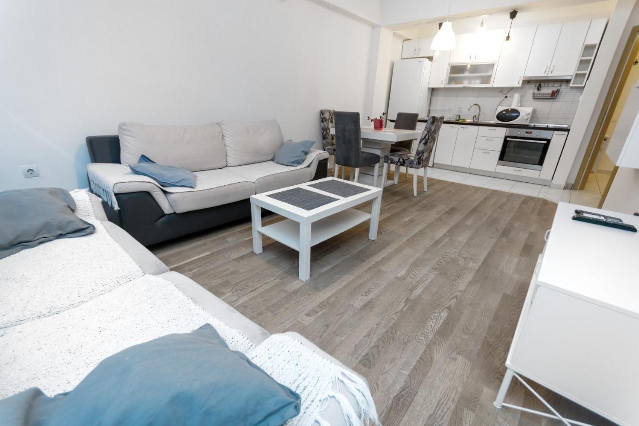 One Bedroom Apartment With Private Parking Skopje Exteriör bild
